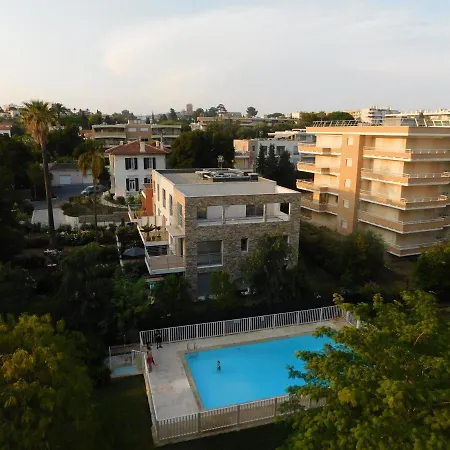 T2 Jardin Du Pont Du Lys Avec Piscine, Proche Plage Apartment