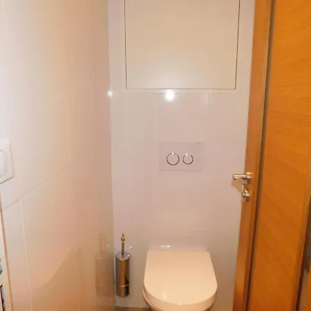 Appartement T2 Jardin Du Pont Du Lys Avec Piscine, Proche Plage