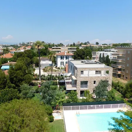 T2 Jardin Du Pont Du Lys Avec Piscine, Proche Plage Appartement