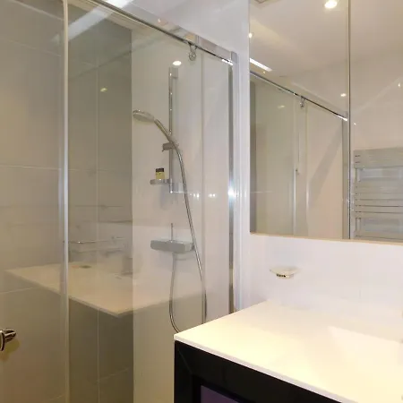 Appartement T2 Jardin Du Pont Du Lys Avec Piscine, Proche Plage *