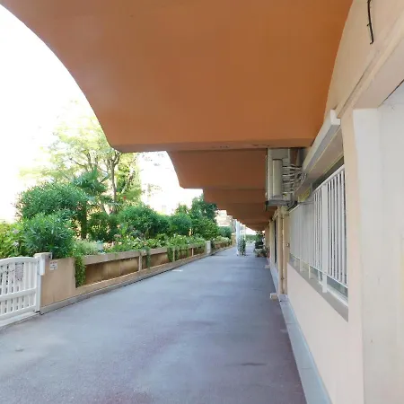 T2 Jardin Du Pont Du Lys Avec Piscine, Proche Plage * Antibes